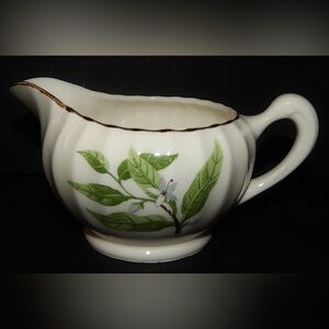 VINTAGE W.S. George Creamer-B8760 "Bolero" pattern - Genuine Gold Tone Rim.